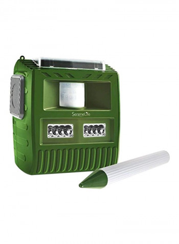 Waterproof Solar Pest Repeller Green/Silver
