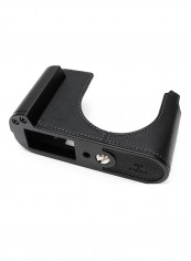 Half Case With Metal Grip For Leica Q Black