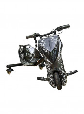 Striker Lightning Drifting Scooter NAcm