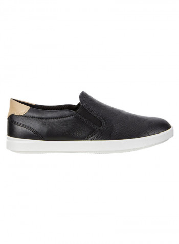 Leisure Classic Slip-On Shoes Black