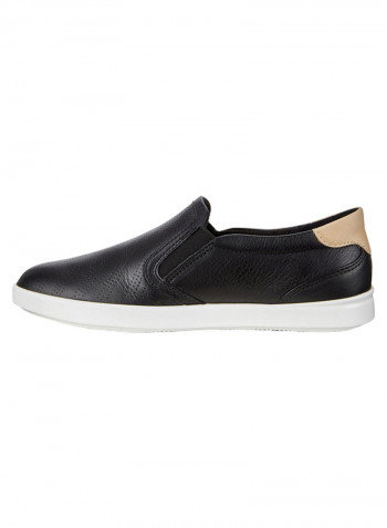Leisure Classic Slip-On Shoes Black