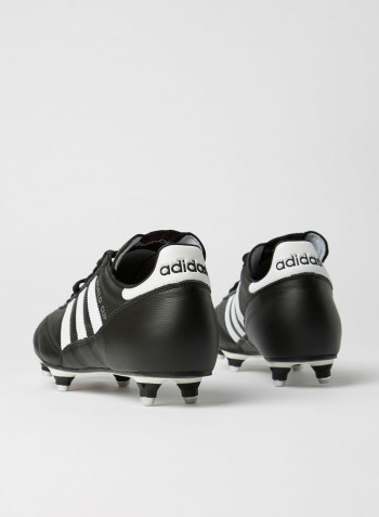 World Cup Cleats أسود