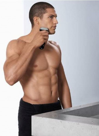 Series 5 Electric Shaver With Cleaning Centre Silver/Black