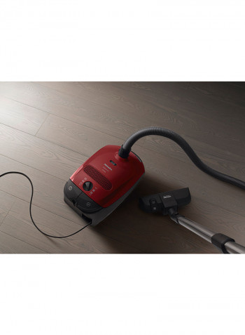 Classic C1 PowerLine Vacuum Cleaner With Bag 4.5L 800W 4.5 l SBAF3 Mango Red
