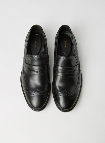 Banbury Leather Slip-On Shoes Black