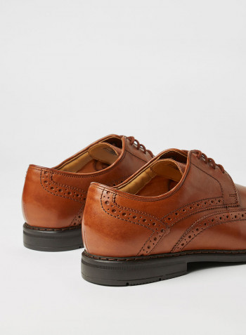 Banbury Limit Brogue Shoes Brown