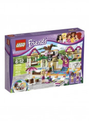 423-Piece Friends Heartlake City Pool Set