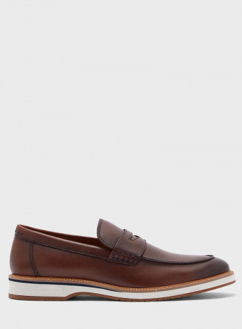 Anti-Skid Low Top Sneakers Brown