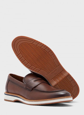 Anti-Skid Low Top Sneakers Brown