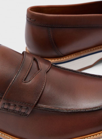 Anti-Skid Low Top Sneakers Brown