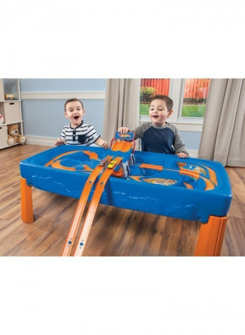 Hot Wheels Car & Track Circuit
