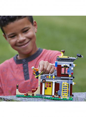 422-Piece Modular Skate House Building Set