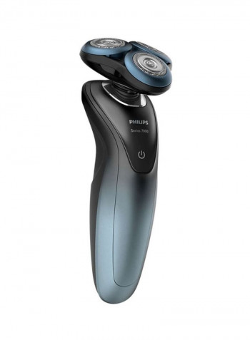 Series 7000 Wet And Dry Electric Shaver Black/Blue