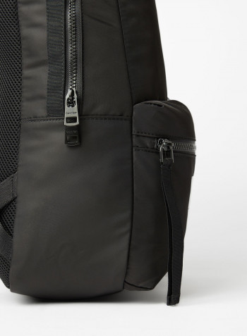 Unisex Round Backpack أسود