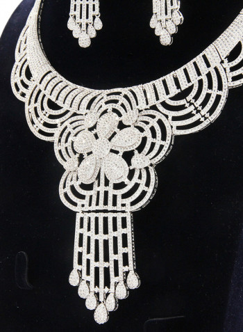 5 Piece Floral Necklace Set