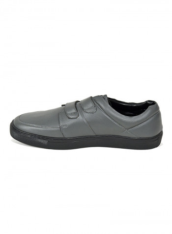 Velcro Low Top Sneaker Grey