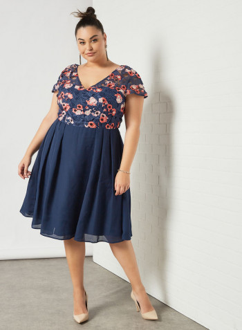Plus size Floral Crochet Detail Dress Navy