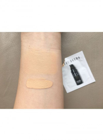 Nourishing Glow Foundation Natural No. 4