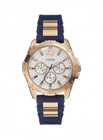 Women's Silicone Analog Wrist Watch W0325L8