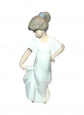 Collectible Porcelain Figurine White 8.75inch reviews Collectible Porcelain Figurine White 8.75inch