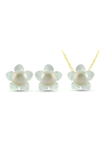 18 Karat Solid Yellow Gold 13 mm Mother Of Pearl Flower Shape With 7 mm Pearl Jewellery Set