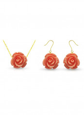 18 Karat Solid Yellow Gold Rose Carved Earrings With Chain Necklace
