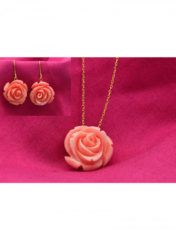 18 Karat Solid Yellow Gold Rose Carved Earrings With Chain Necklace