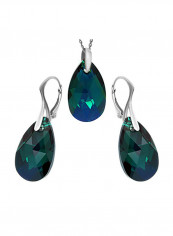 925 Sterling Silver Crystals Studded Pendant Necklace Set