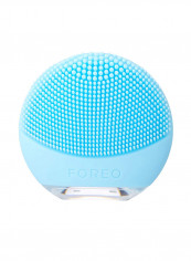 Luna Go Portable And Personalized Facial Cleansing Brush