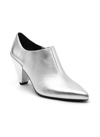Delta Pure Pumps Silver