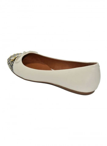 Bow Detail Round Toe Ballerina Off White/Silver