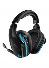 G935 Wireless 7.1 Surround Sound Lightsync Gaming Headset Black