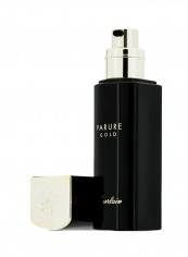 Gold Rejuvenating Gold Radiance Foundation SPF30 05 Dark Beige