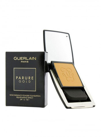Rejuvenating Effect Gold Radiance Powder Foundation SPF15+ PA++ 04 Beige Moye