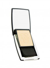 Rejuvenating Effect Gold Radiance Powder Foundation SPF15+ PA++ 31 Ambre Pale