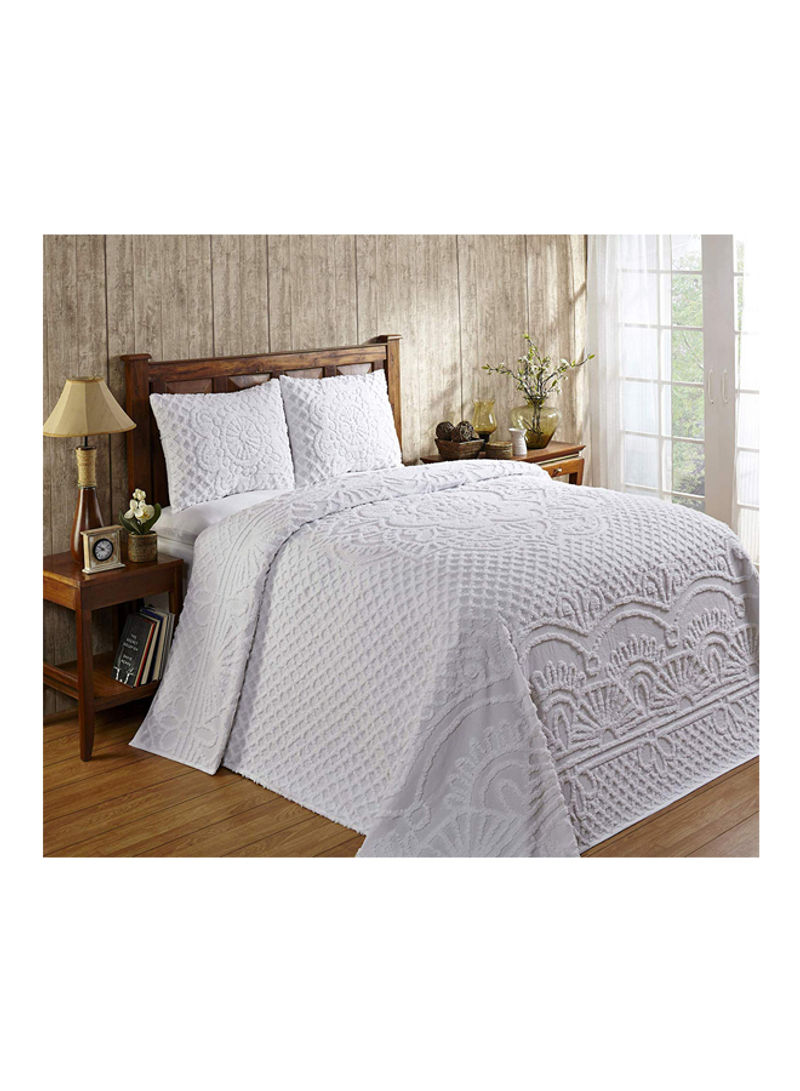 3-Piece Geometric Design Bedspread Set White Queen