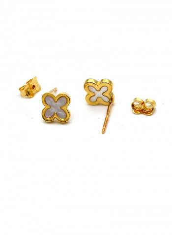 18 Karat Gold Pearl Earrings