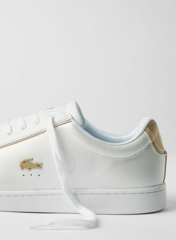 Carnaby Evo Sneakers White/Gold