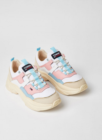 Lightweight Colour Pop Trainers بيج