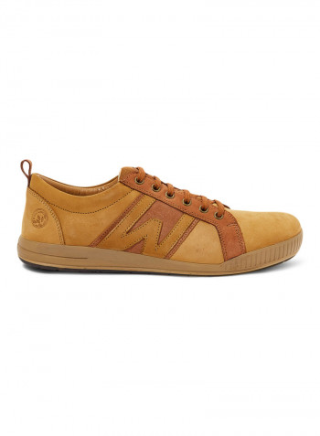 Casual Low Top Sneaker Camel