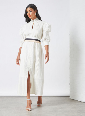 Contrast Belt Embellished Dress Off White