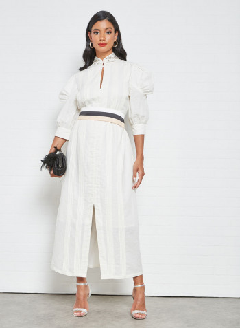 Contrast Belt Embellished Dress Off White