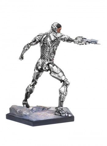 Justice League: Cyborg Statue
