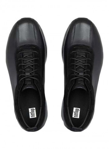 Oskar Lace-up Low Top Sneakers Black