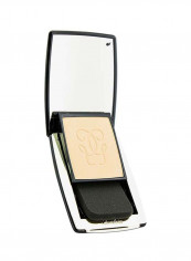 Rejuvenating Effect Gold Radiance Powder Foundation SPF15+ PA++ 02 Beige Clair