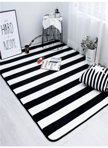 Stripes Mat Black/White 190x190centimeter