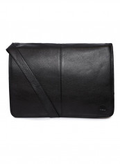 Leather Stitch Detailed Crossbody Bag Black reviews Leather Stitch Detailed Crossbody Bag Black