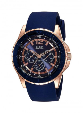 Men's Water Resistant Silicone Analog Watch W0485G1