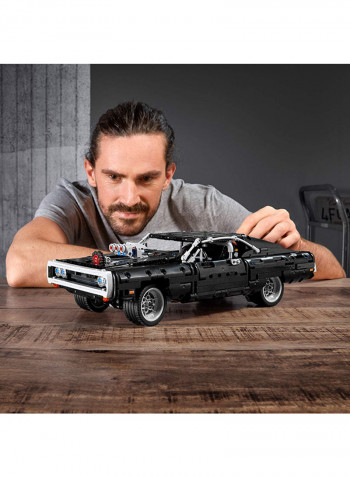 1077-Piece Technic Dom's Dodge Charger Building Set 42111 35x37.4x11.5centimeter 35x37.4x11.5centimeter