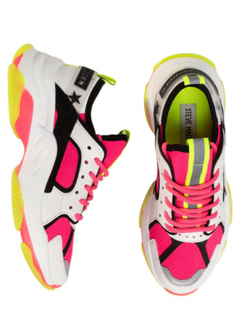 Gradually Lace-Up Athletic Trainer Shoes Fuschia
